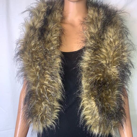 Catch Me faux fur open front vest brown & black SZ S fur vest winter/fall - Picture 8 of 9